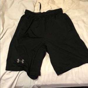 Black Men's Under Armour Shorts